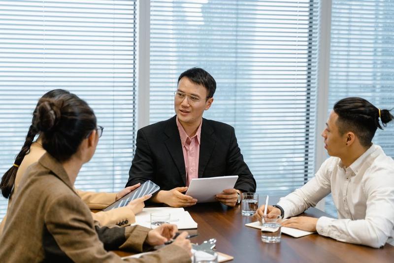 Khóa học ứng dụng AI trong công việc: học gì để tạo ra kết quả ngay tại vị trí đang làm
